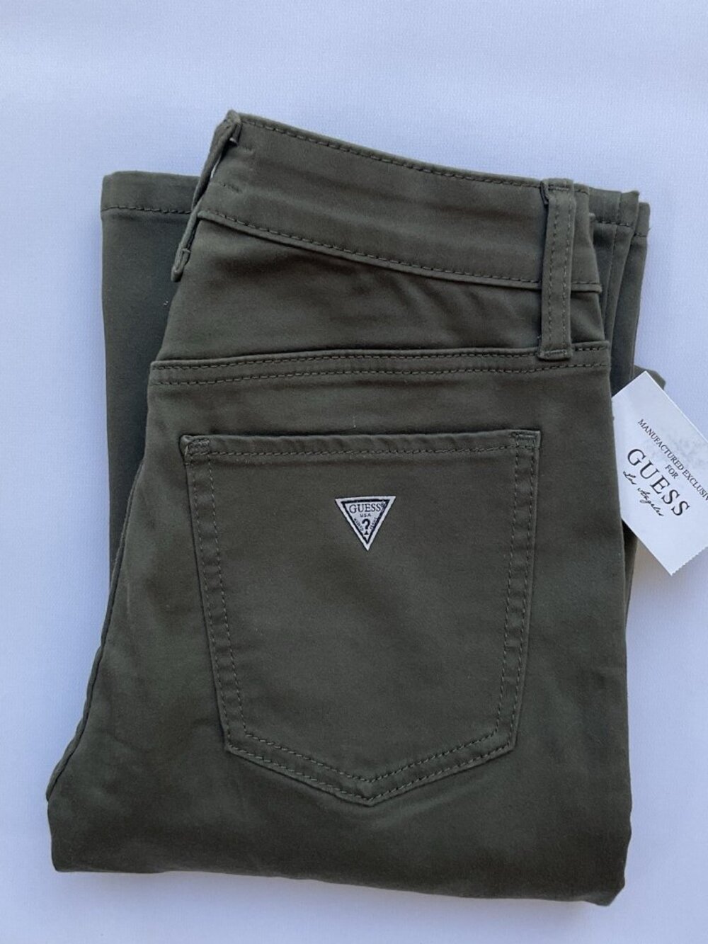Guess Women’s Mid Rise BootCut Jeans In Olive Super Stretching Size 29